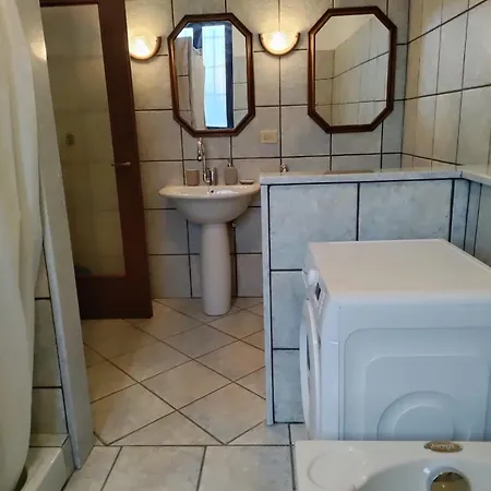 Casa Kadshai - Piedmont Italy